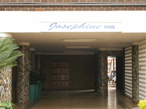 1 Bed Apartment in Groenkloof