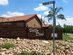 2 Bedroom Townhouse in Garsfontein