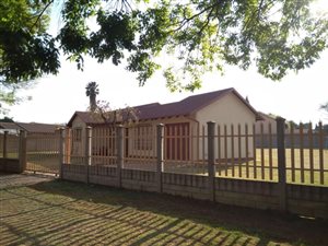 3 Bed House in Sherwood Gardens