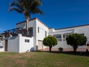 4 Bed House in Perridgevale