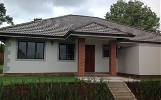 3 Bedroom House in Waterfall