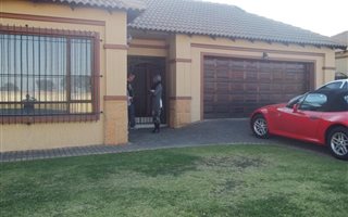 3 Bedroom House in Sunair Park