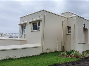 4 Bed Duplex in Palm Beach