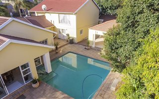 4 Bedroom House in Bergbron