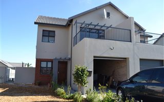 3 Bedroom Townhouse in Bonnie Brae