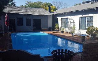 5 Bedroom House in Royldene