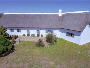 733.7 ha Farm in Darling