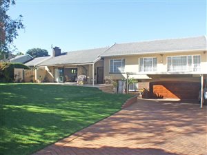 4 Bed House in Dania park