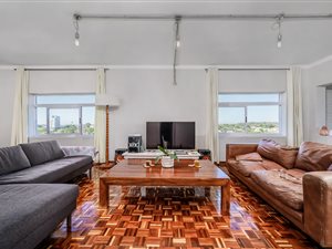 2 Bed Apartment in St Georges Park