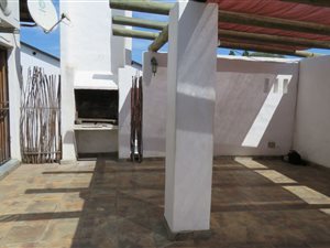 2 Bed Apartment in Willow Park Manor