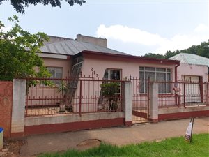 6 Bed House in Malvern