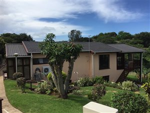 5 Bed Townhouse in Hibberdene