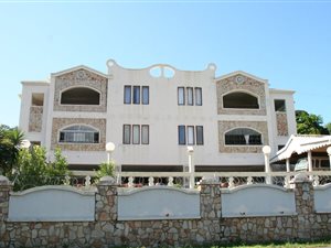 4 Bed Apartment in Margate