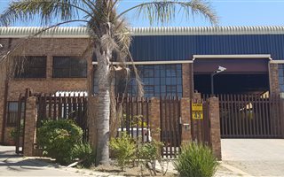 2000 m² Industrial space in Sebenza