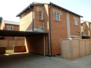 2 Bedroom Townhouse in Raslouw