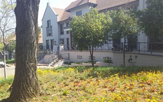 106 m² Office Space in Douglasdale