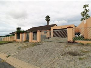 4 Bed House in Morningside