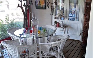2 Bedroom Garden Cottage in Rheenendal