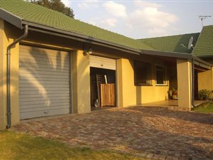 3 Bed House in Rhodesfield