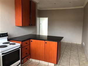 2 Bed Flat in Wentworth Park