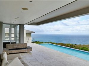6 Bed House in Pinnacle Point Golf Estate