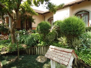 2 Bedroom Simplex in Le Domaine