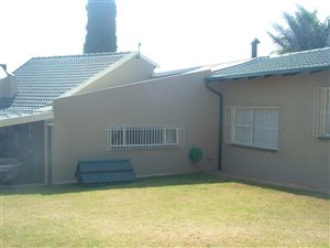3 Bed House in Noordheuwel