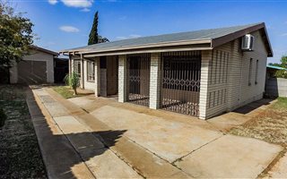 3 Bedroom House in Kimberley