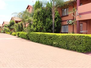 2 Bed Apartment in Jan Niemand Park