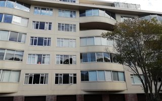 2.5 Bedroom Apartment in Wynberg