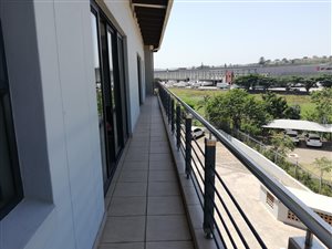 160 m² Industrial space in Riverhorse Valley