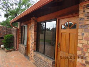 4 Bed House in Douglasdale
