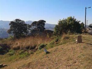 697 m² Land available in Kwandengezi