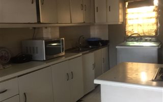 2 Bedroom Flat in Montclair