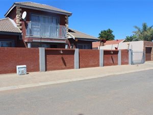 3 Bed House in Rhodesdene