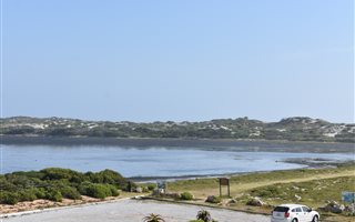 446 m² Land available in Meerenbosch