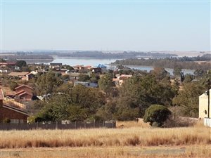 1016 m² Land available in Vaal Marina