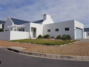 3 Bed House in Blue Lagoon