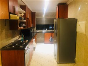 3 Bed Apartment in Edenglen