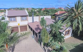 3 Bedroom House in Wavecrest