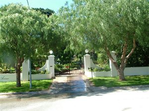 2 Bed Apartment in Walmer Heights