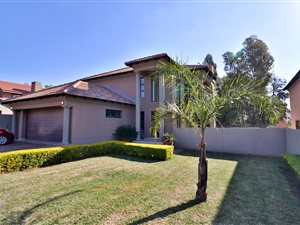 4 Bed House in Equestria