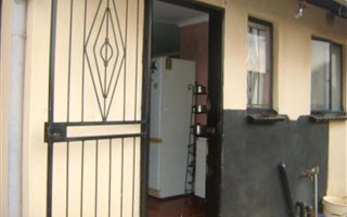 2 Bedroom House in Lakeside