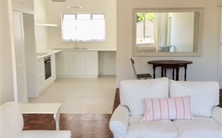 2 Bedroom Apartment in Claremont Upper