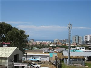 2860 m² Land available in Voorbaai