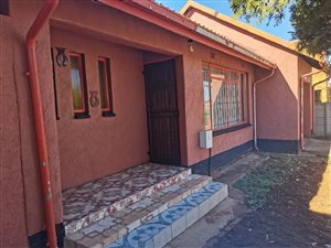 3 Bed House in Ratanda
