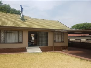 3 Bed House in Brackendowns