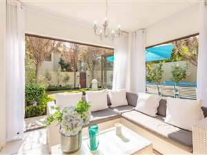2 Bed Townhouse in Ferndale