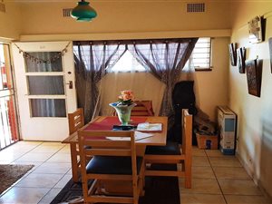 2 Bedroom Apartment in Fairview