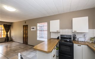 2 Bedroom Apartment in Linmeyer